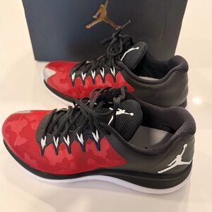Jordan Flight Runner 2 Men's Red and Black Athletic Sneakers size 9